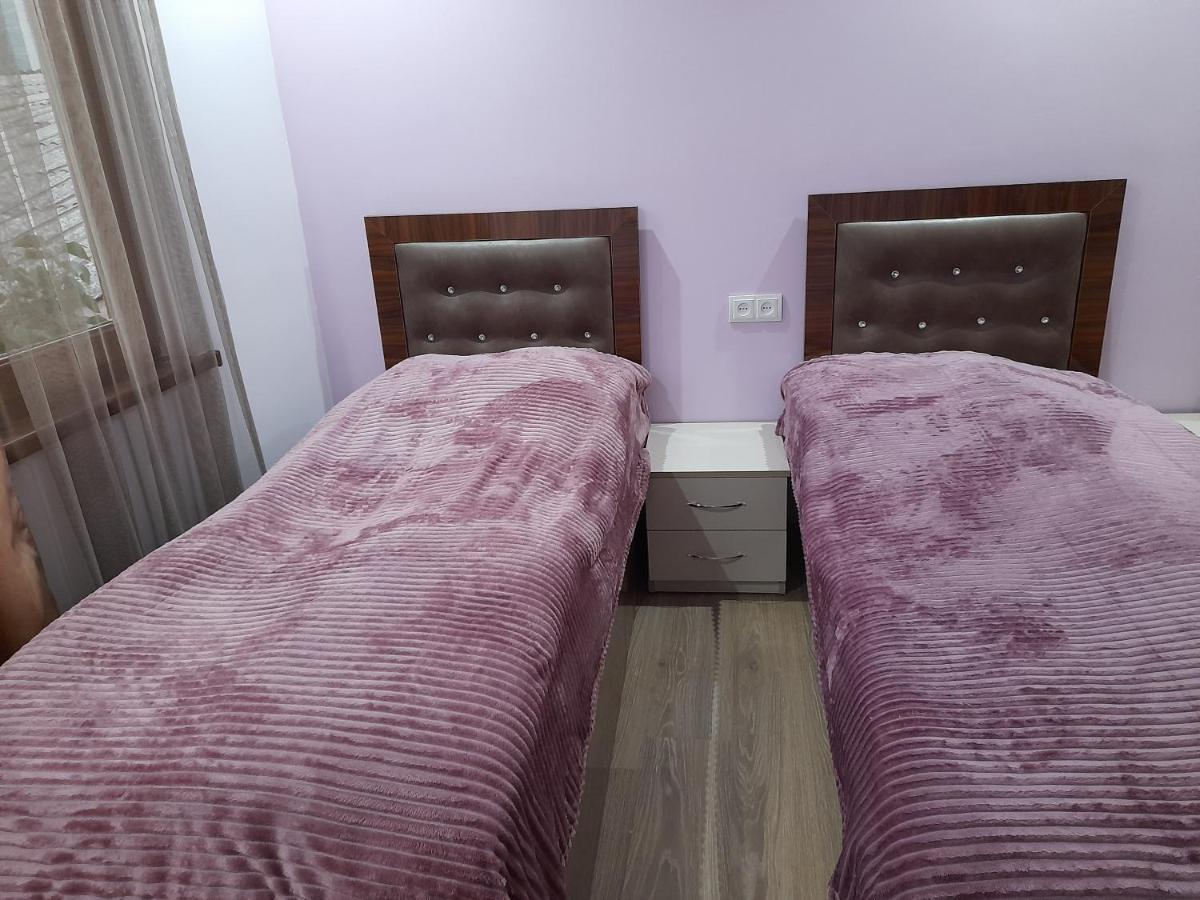 Alex Bnb Татев Екстериор снимка
