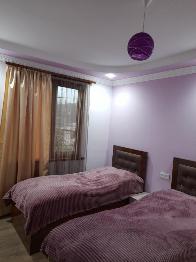 Alex Bnb Татев Екстериор снимка