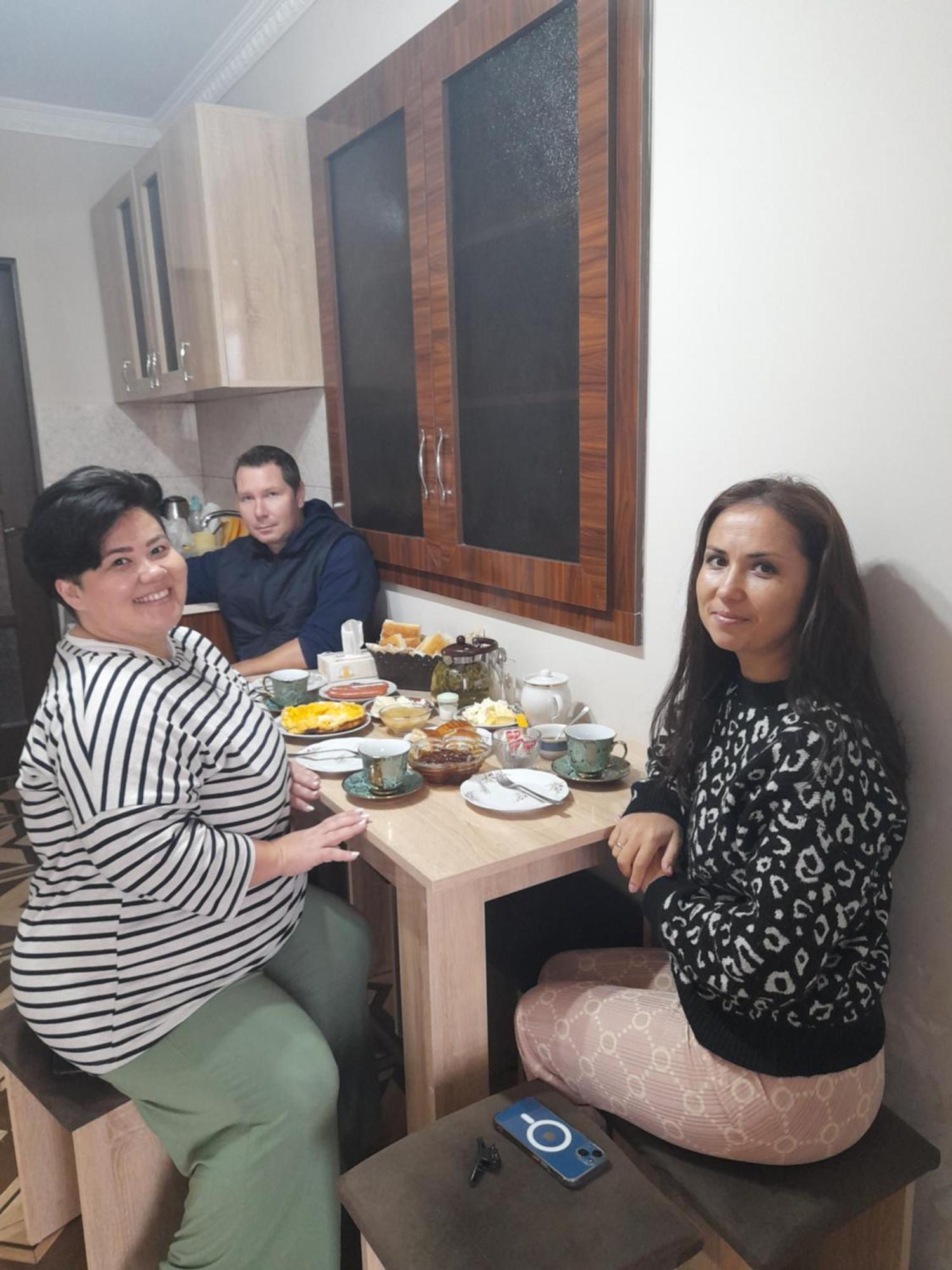 Alex Bnb Татев Екстериор снимка